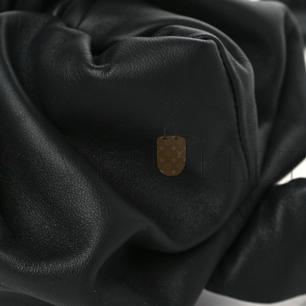 BOTTEGA VENETA CALFSKIN BELT BAG BLACK (29*15*10cm) BOTTEGA VENETA CALFSKIN BELT BAG BLACK (29*15*10cm)