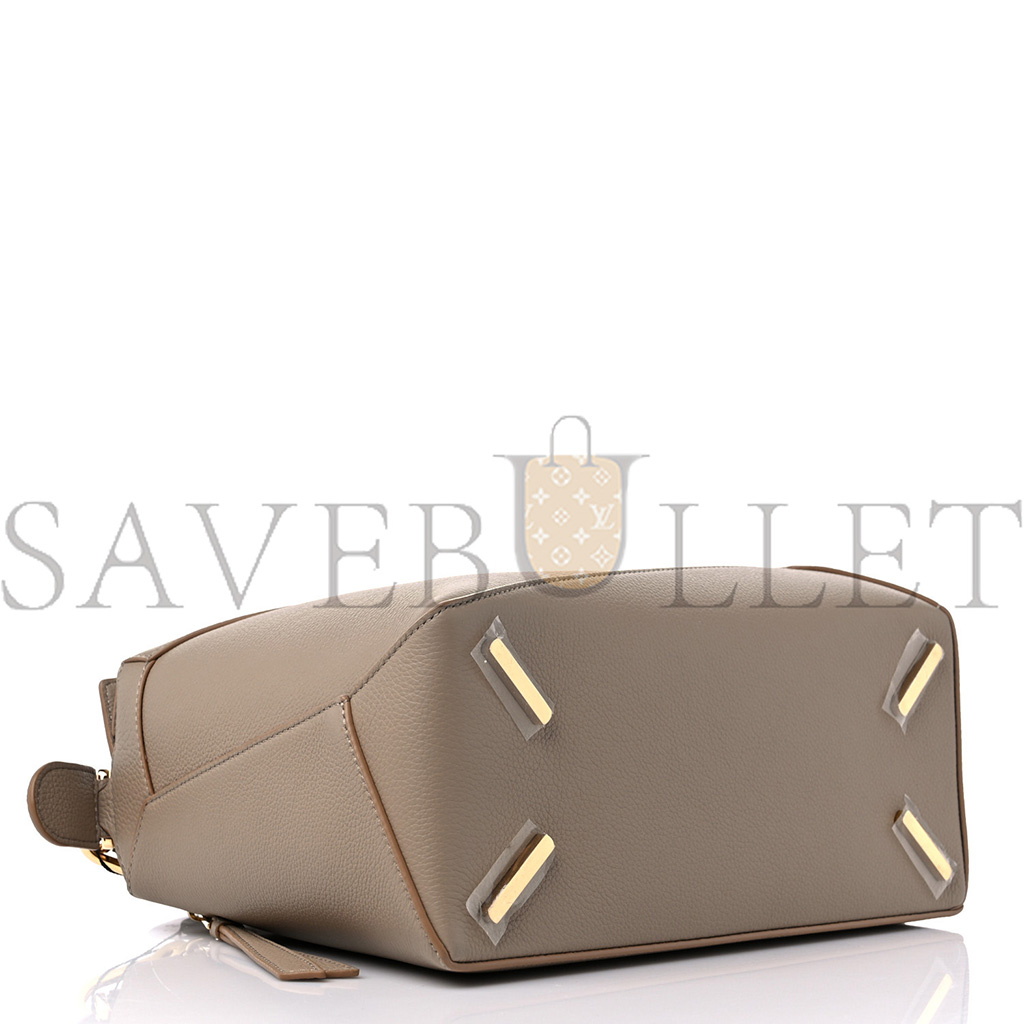 LOEWE GRAINED CALFSKIN SMALL PUZZLE EDGE BAG SAND (24*16.5*10.5cm)