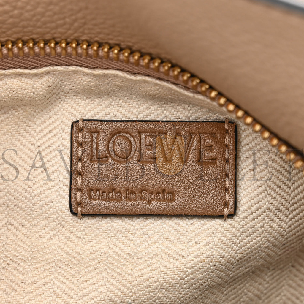 LOEWE GRAINED CALFSKIN SMALL PUZZLE BAG SAND MINK (24*16.5*10.5cm)